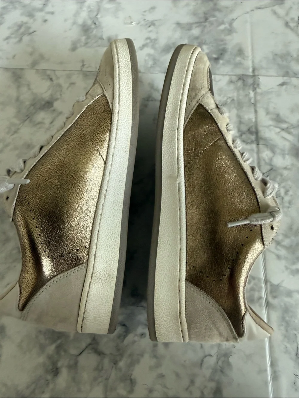 SHU SHOP Women's Metallic Gold Sneakers with Pink Star Accent Sz 81/2 Paz Golden